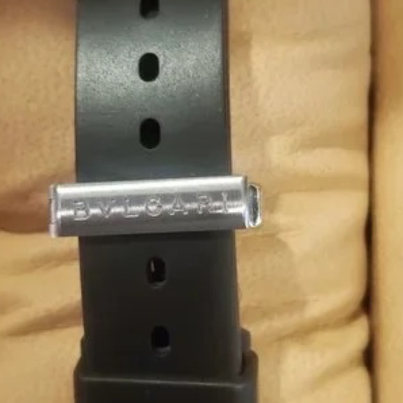 💋 Blvgari DIAGONO SCUBA NEW 18k Watch - Picture 8 of 14